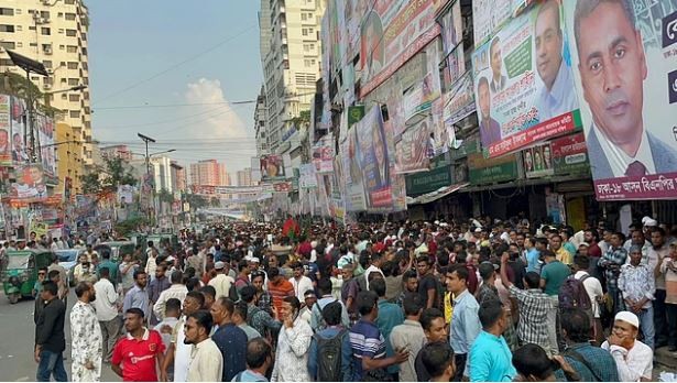 বিএনপির মহাসমাবেশকে কেন্দ্র করে জড়ো হচ্ছেন নেতাকর্মীরা